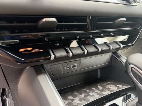 New 2026 GMC Canyon Elevation w/ Convenience Package RWD image 21
