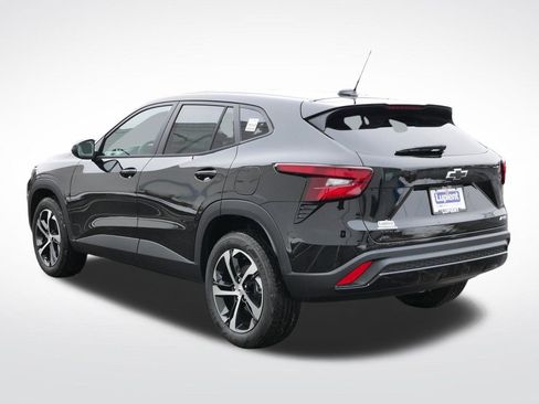 New 2026 Chevrolet Trax RS w/ Sunroof Package image 11