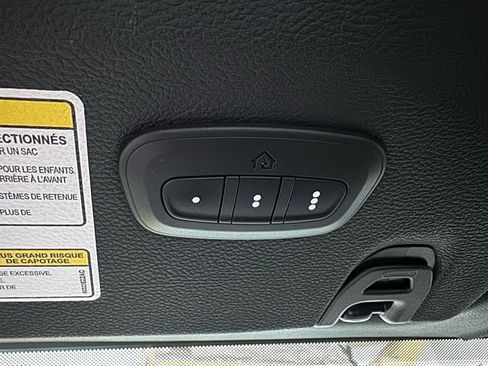 Used 2021 Jeep Wrangler Unlimited Rubicon w/ LED Lighting Group AWD/4WD image 14