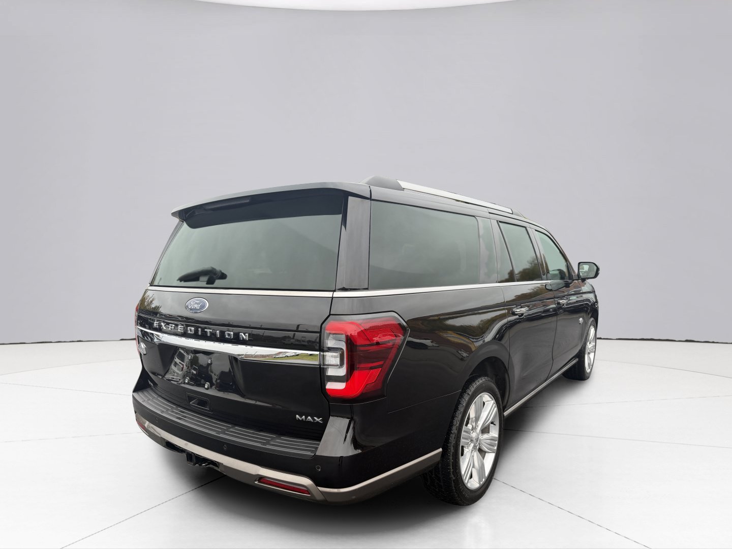 Used 2024 Ford Expedition Max King Ranch AWD/4WD image 5