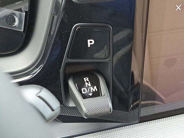 Used 2026 Porsche Cayenne AWD/4WD image 33