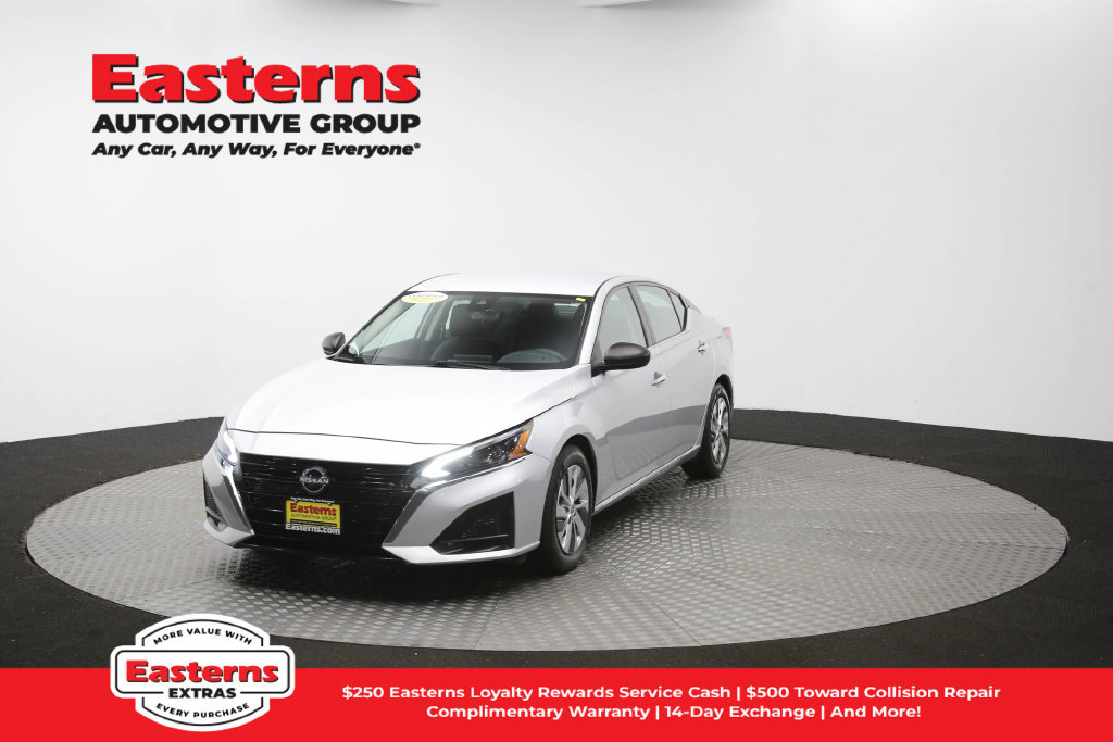 Used 2024 Nissan Altima 2.5 S FWD image 55