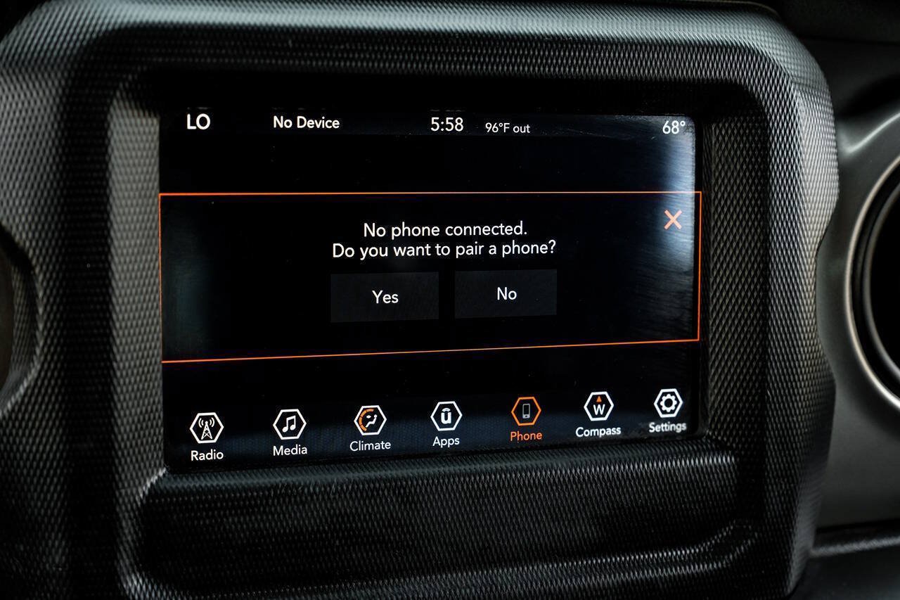 Used 2019 Jeep Wrangler Unlimited Sport S AWD/4WD image 40