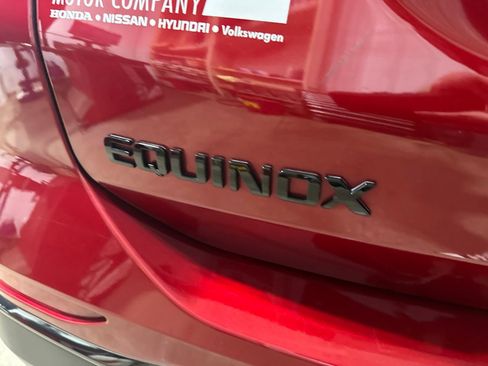 Used 2023 Chevrolet Equinox RS w/ RS Leather Package AWD/4WD image 6