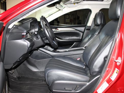 Used 2020 MAZDA MAZDA6 Touring FWD image 11