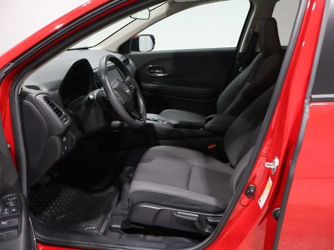 Used 2020 Honda HR-V EX image 12