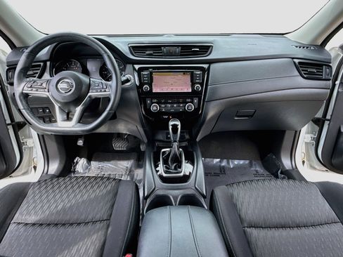 Used 2018 Nissan Rogue SV w/ Premium Package AWD/4WD image 14