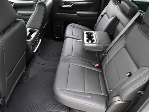 Used 2025 Chevrolet Silverado 1500 LTZ image 14