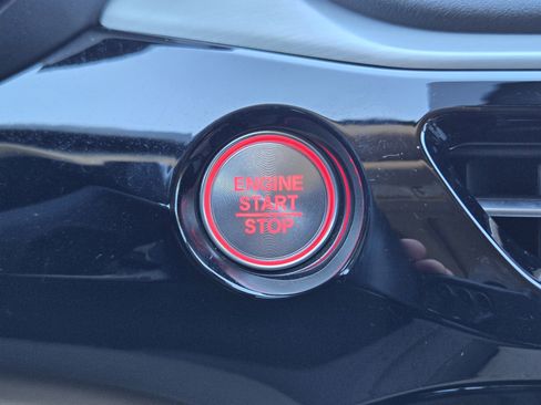 Used 2023 Acura MDX Technology image 21