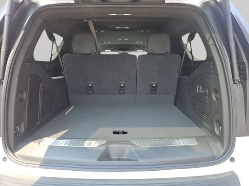 Used 2025 GMC Yukon XL Denali AWD/4WD image 20