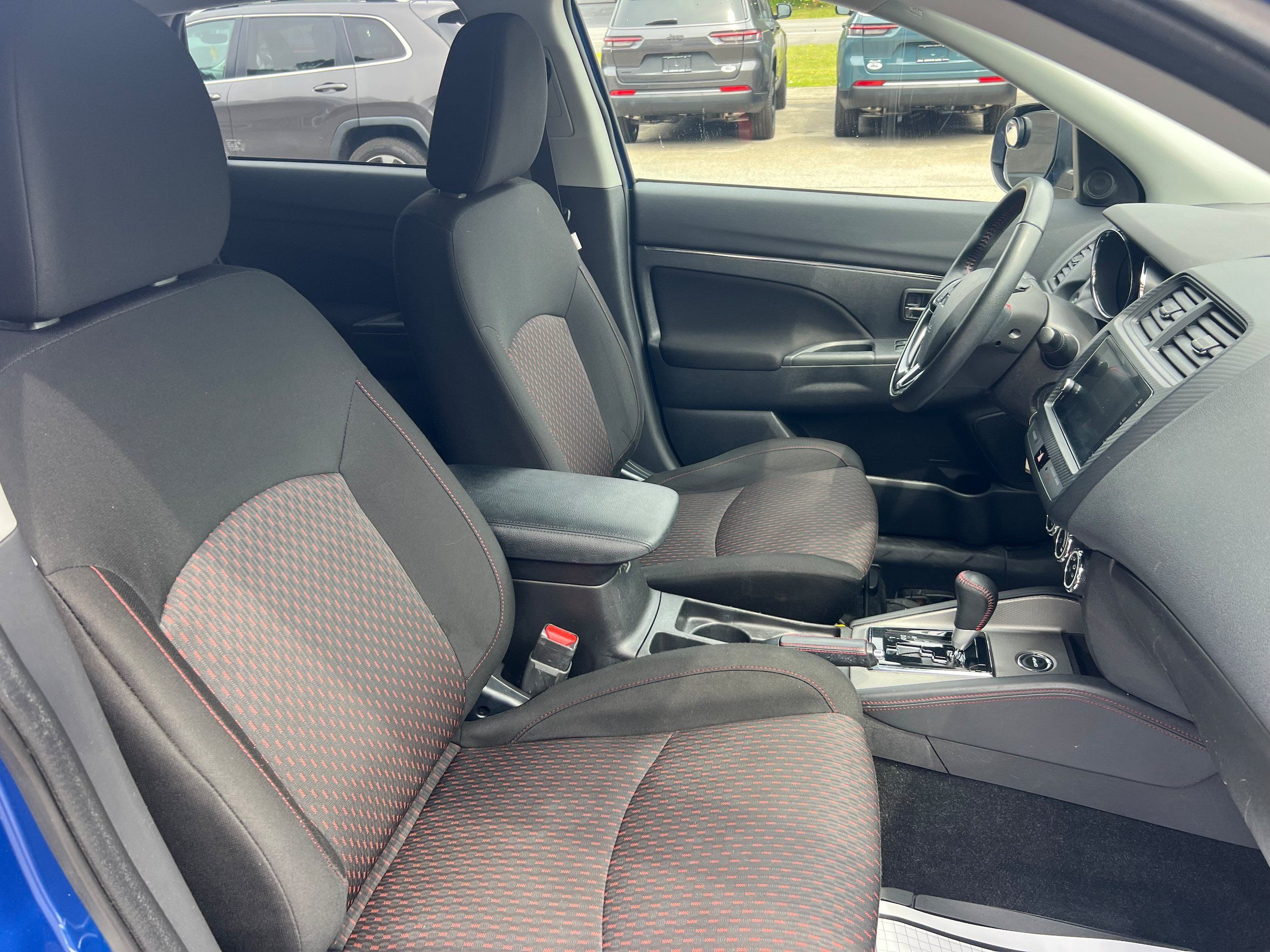 Used 2019 Mitsubishi Outlander Sport ES AWD/4WD image 18
