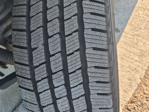 Used 2025 Ford F150 XLT w/ Equipment Group 301A Standard AWD/4WD image 26