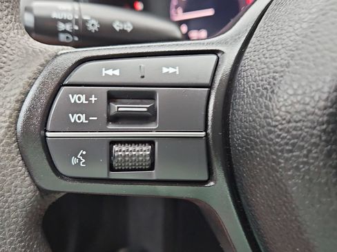 Used 2025 Honda Accord LX image 21