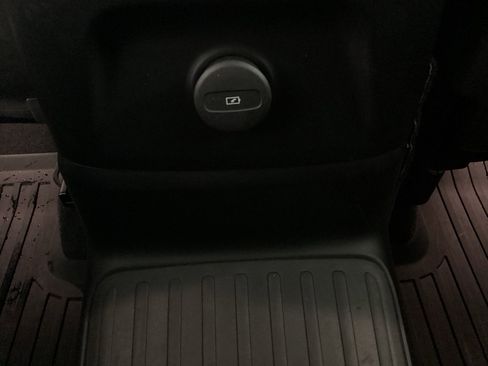 Used 2021 Volvo XC60 T8 Inscription Expression w/ Advanced Package image 20