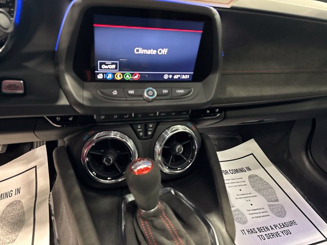 Used 2021 Chevrolet Camaro ZL1 RWD image 34