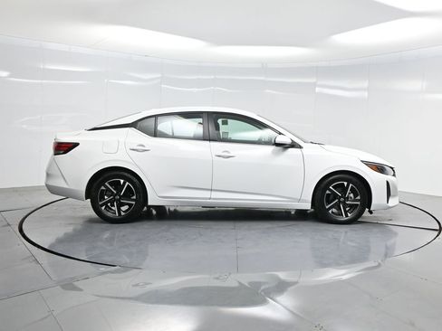 Used 2024 Nissan Sentra SV image 37