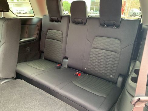 New 2026 Nissan Pathfinder SV image 18