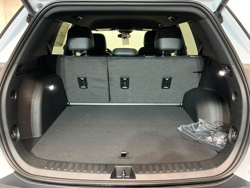 New 2026 Chevrolet Equinox ACTIV w/ Convenience Package III image 23