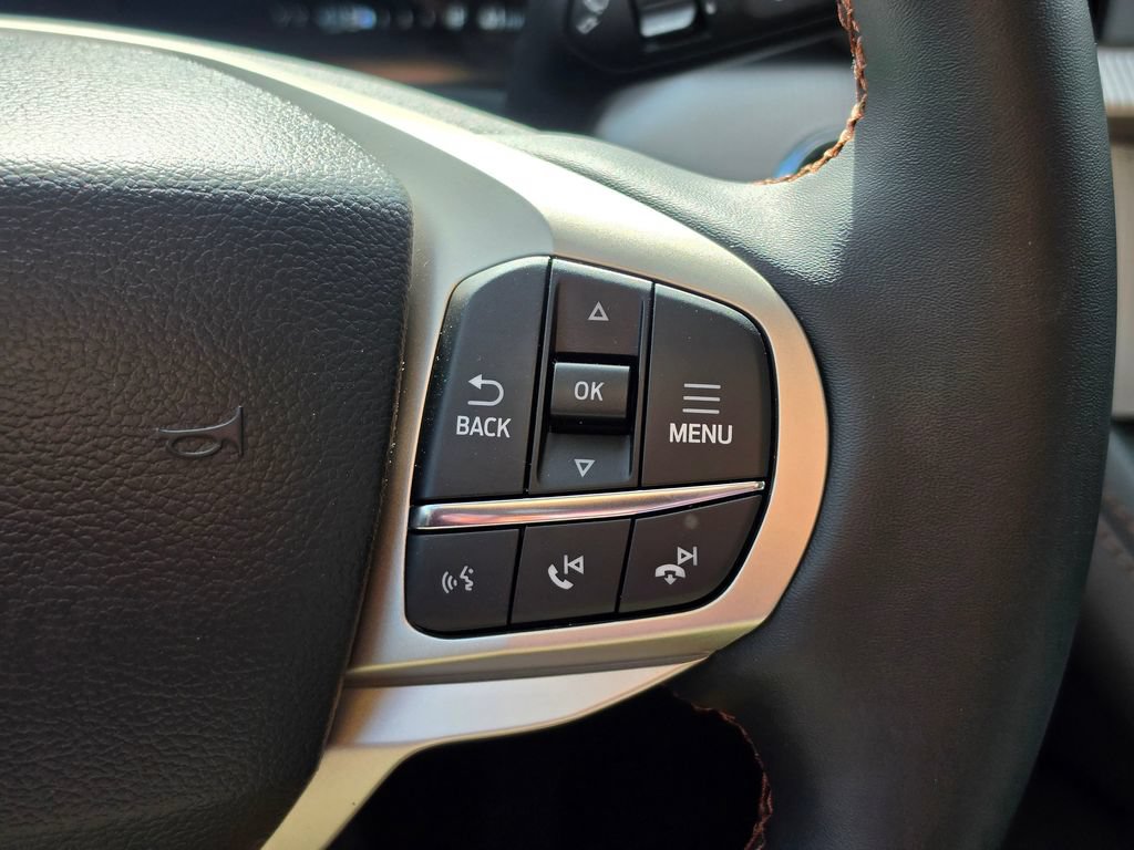 New 2026 Ford Explorer Active AWD/4WD image 30