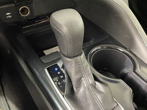 Used 2018 Toyota Camry LE w/ Moonroof Package image 8