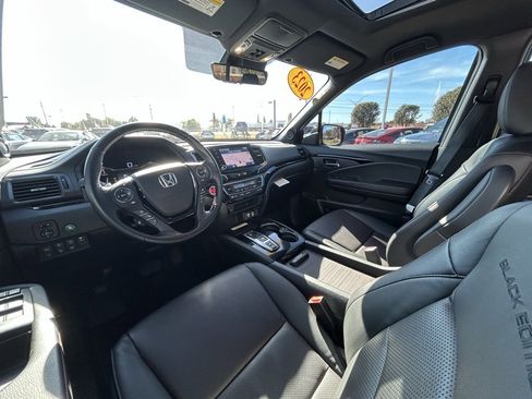 Used 2023 Honda Ridgeline Black Edition image 10