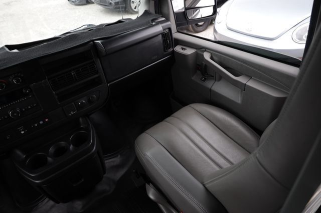 Used 2022 Chevrolet Express 2500 Extended w/ Driver Convenience Package RWD image 19