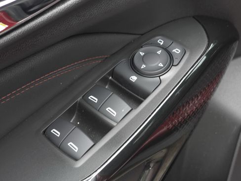 Used 2026 Chevrolet Trax RS w/ Driver Confidence Package image 40