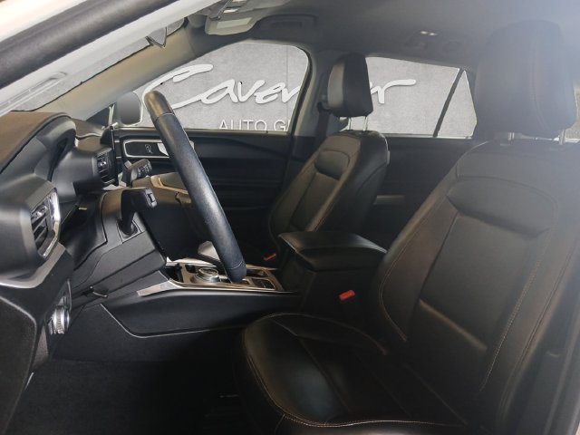 Used 2022 Ford Explorer XLT w/ Equipment Group 202A RWD image 20