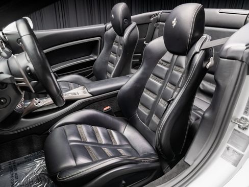 Used 2013 Ferrari California RWD image 54