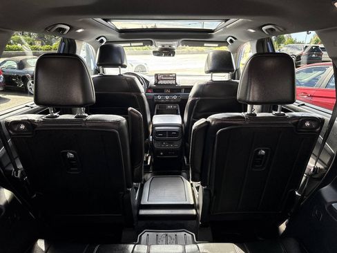Used 2024 Honda Pilot TrailSport image 7