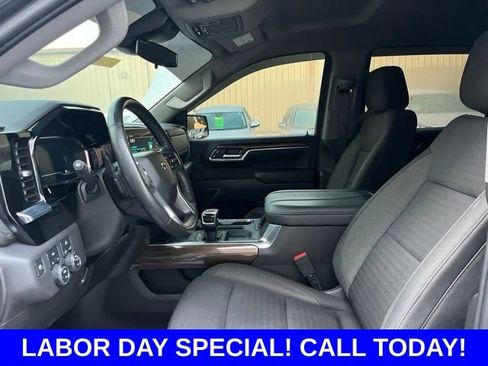 Used 2023 Chevrolet Silverado 1500 RST AWD/4WD image 7
