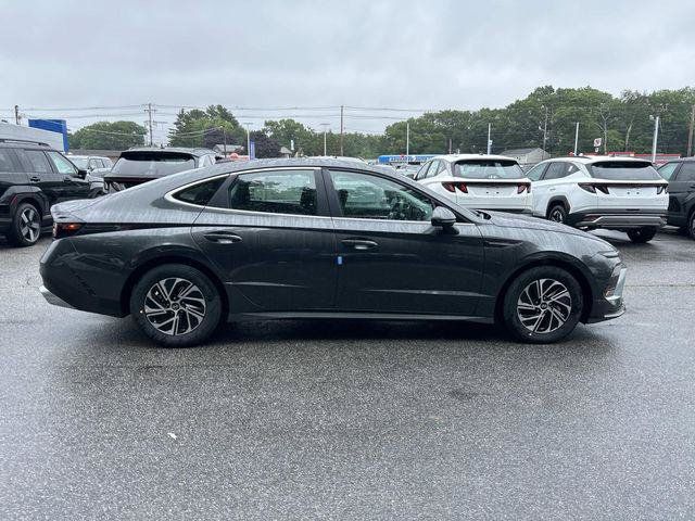New 2026 Hyundai Sonata Blue FWD image 2