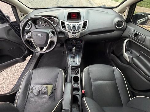 Used 2013 Ford Fiesta Titanium FWD image 13