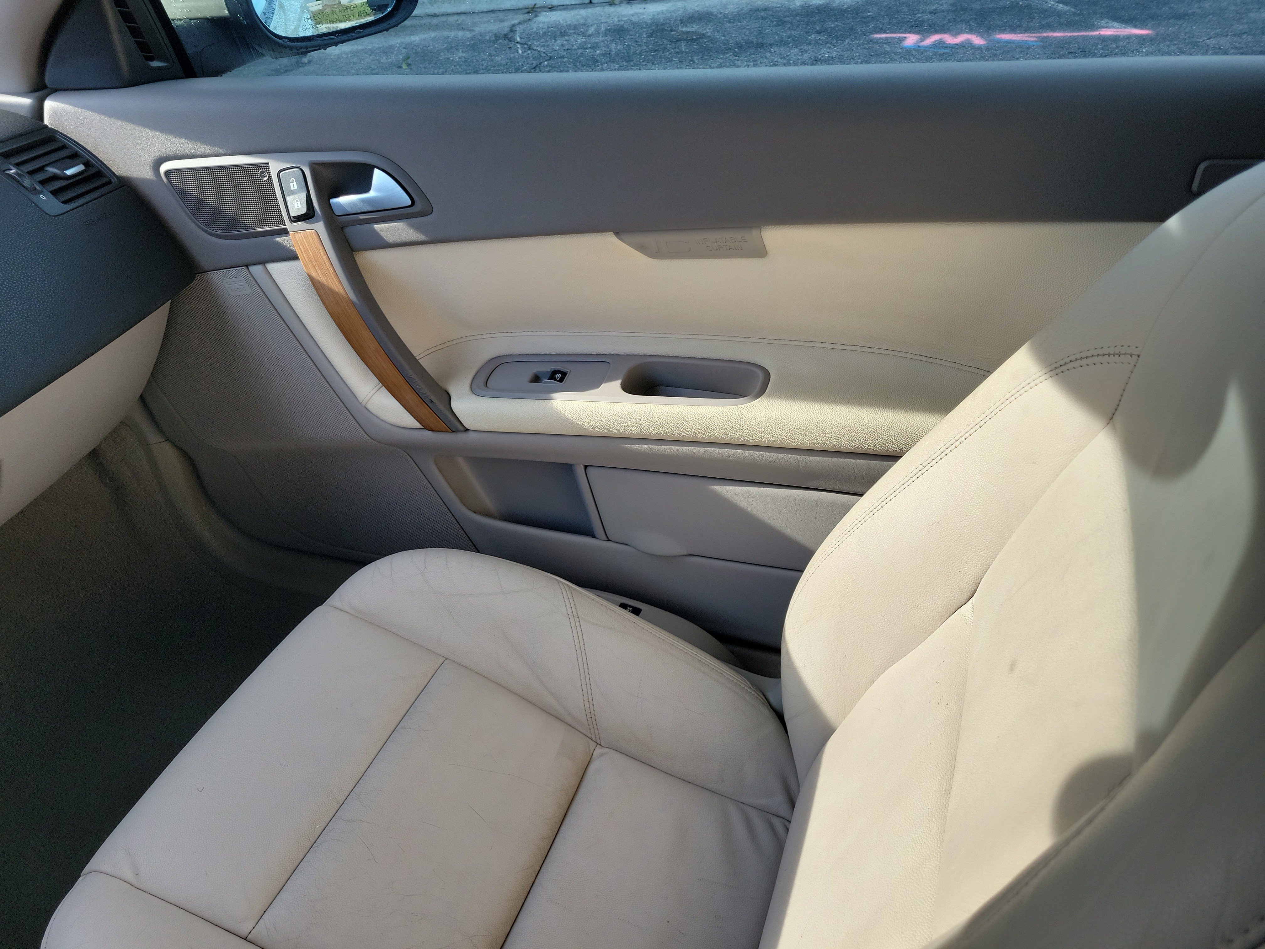 Used 2008 Volvo C70 T5 FWD image 16