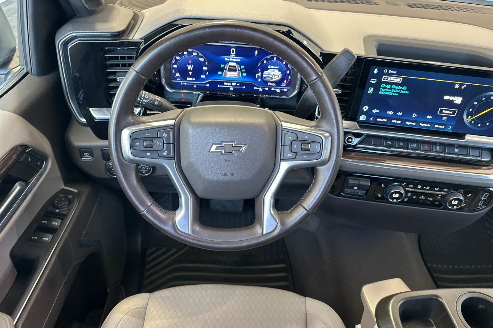 Used 2023 Chevrolet Silverado 1500 RST RWD image 14