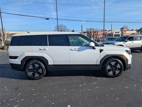 New 2026 Hyundai Santa Fe SE image 3