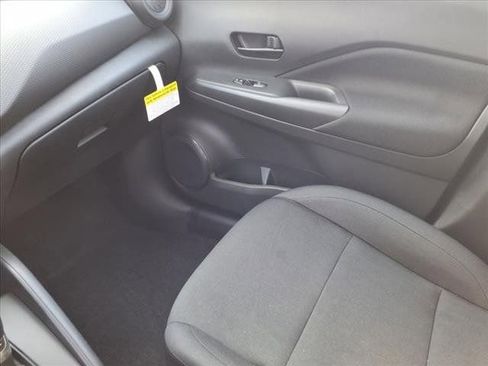 New 2025 Nissan Kicks Play S image 24