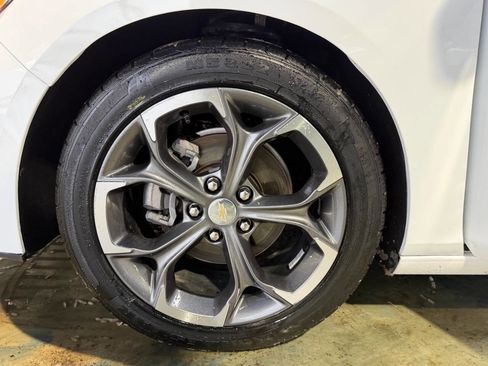 Used 2024 Chevrolet Malibu LT image 25