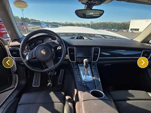 Used 2014 Porsche Panamera S image 7