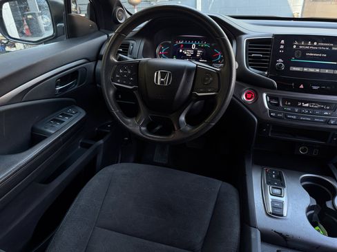 Used 2022 Honda Pilot Sport image 21