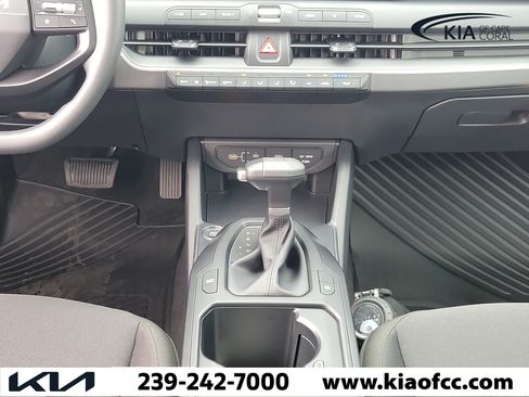 New 2026 Kia K4 LXS FWD image 18