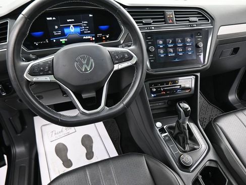 Used 2023 Volkswagen Tiguan SE w/ Panoramic Sunroof Package AWD/4WD image 37