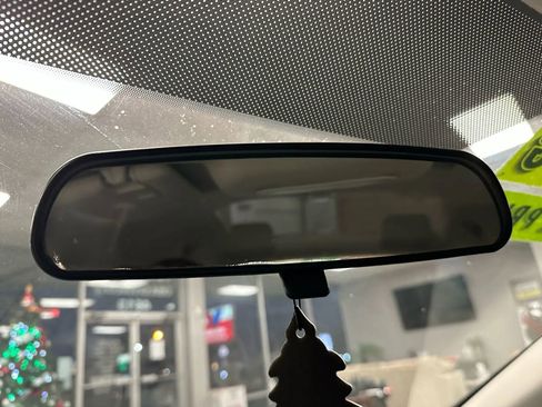 Used 2014 Ford Focus SE w/ SE Sport Package image 29