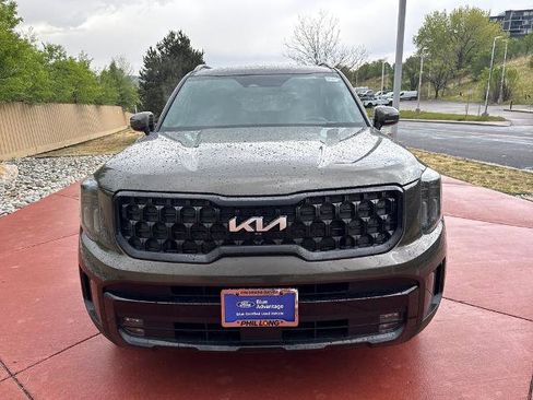 Used 2024 Kia Telluride SX Prestige X-Pro AWD/4WD image 3