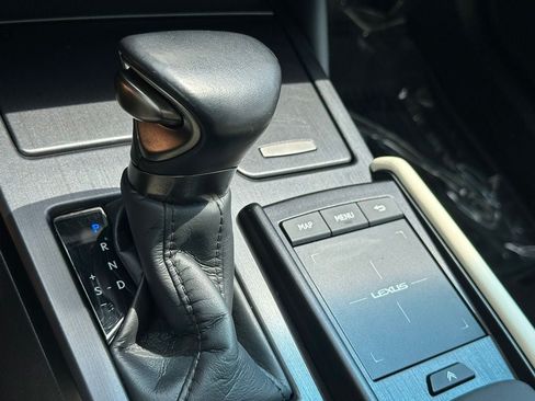 Used 2022 Lexus ES 350 w/ Premium Package FWD image 19