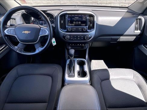 Used 2022 Chevrolet Colorado LT w/ Safety Package AWD/4WD image 15