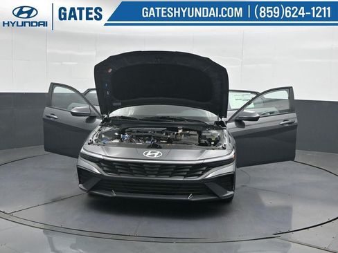 New 2026 Hyundai Elantra SE FWD image 55