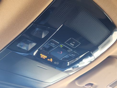 Used 2025 Lexus NX 250 FWD w/ Premium Package image 29