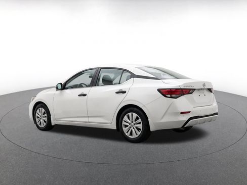 Used 2025 Nissan Sentra S FWD image 5