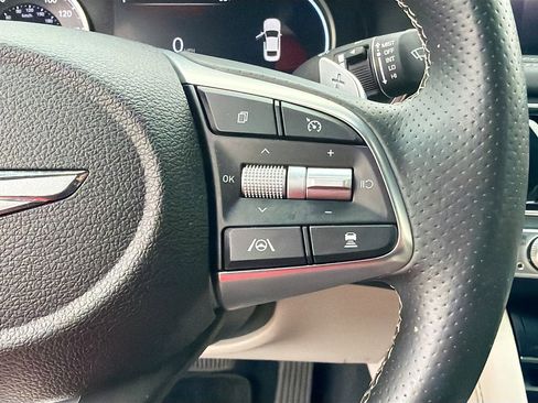 Used 2023 Genesis G70 2.0T image 36